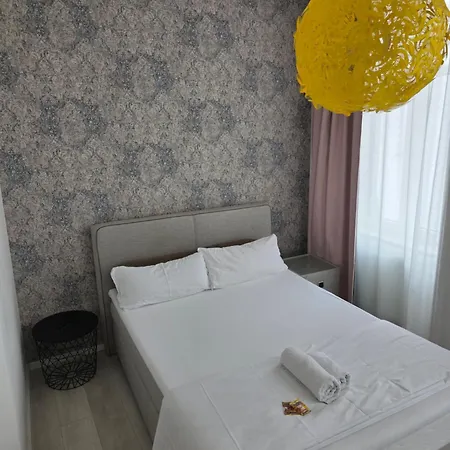 City Hotel מלון ריינפלדן
